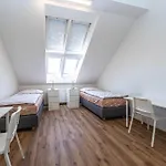 Rehorova 30 Prag