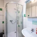Rehorova 30 *