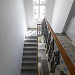 Lejlighed Rehorova 30 *