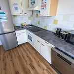 Lejlighed Rehorova 30 *